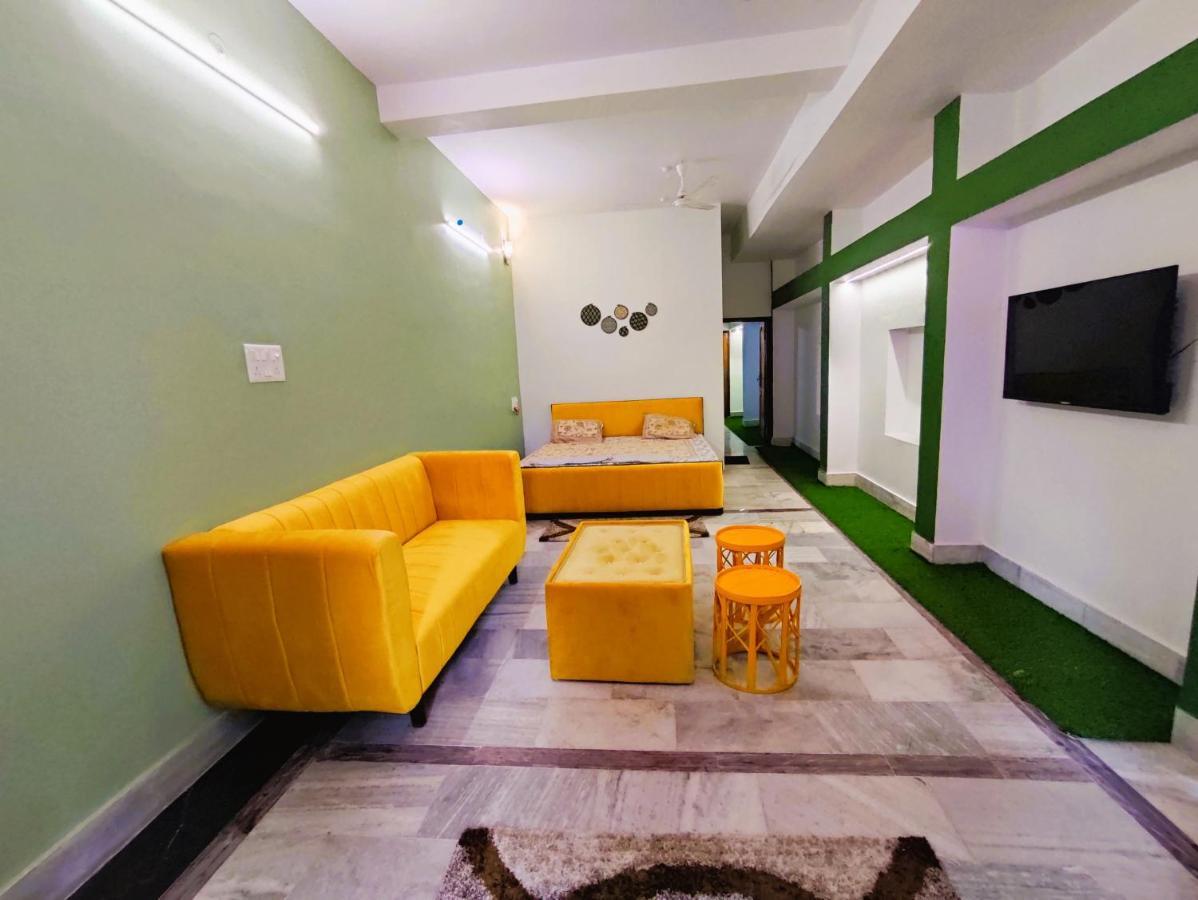 Yellow Homestay - Modern 2Bhk Ac Stay Jabalpur Exterior photo